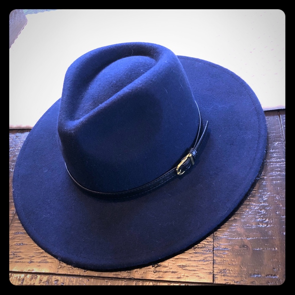 Navy Blue Fidora with black buckle strap